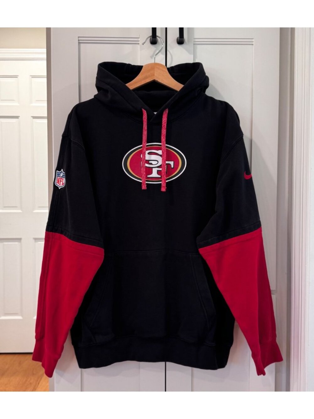 NFL San Francisco 49ers Sideline Essential Pullover Hoodie Size Medium Black